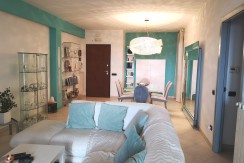 APPARTAMENTO DI 124 MQ AL PIANO TERRA CON INGRESSO INDIPENDENTE, CORTE ESTERNA E GARAGE DI 33 MQ APPARTAMENTO DI 124 MQ AL PIANO TERRA CON INGRESSO INDIPENDENTE, CORTE ESTERNA E GARAGE DI 33 MQ
