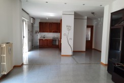 SOLUZIONE DI AMPIA METRATURA CON GARAGE – OTTIME CONDIZIONI SOLUZIONE DI AMPIA METRATURA CON GARAGE – OTTIME CONDIZIONI