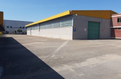 CAPANNONE IND.LE CON ANNESSA PALAZZINA NEI PRESSI DI AMAZON