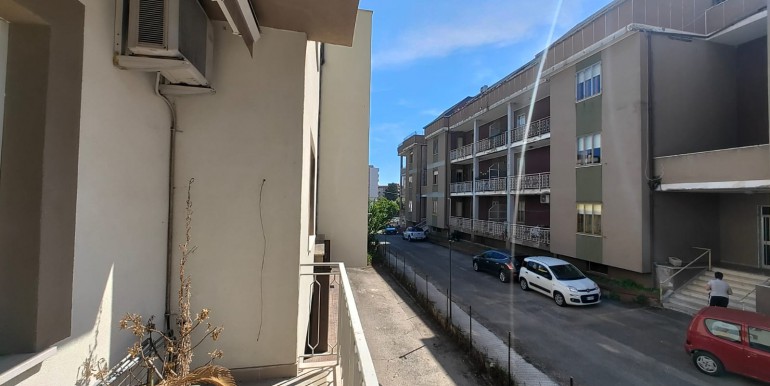 Esterno 3